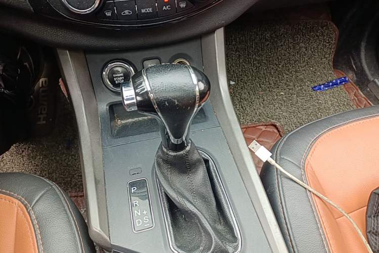 Used Haima S5 2017 Strong-Performance Version 1.5T CVT Prestige Model Gear Lever