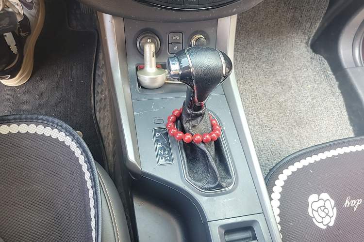 Used Haima S5 2017 Strong-Performance Version 1.5T CVT Prestige Model Gear Lever