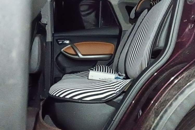 Used Haima S5 2017 Strong-Performance Version 1.5T CVT Luxury Model Left Rear Seat