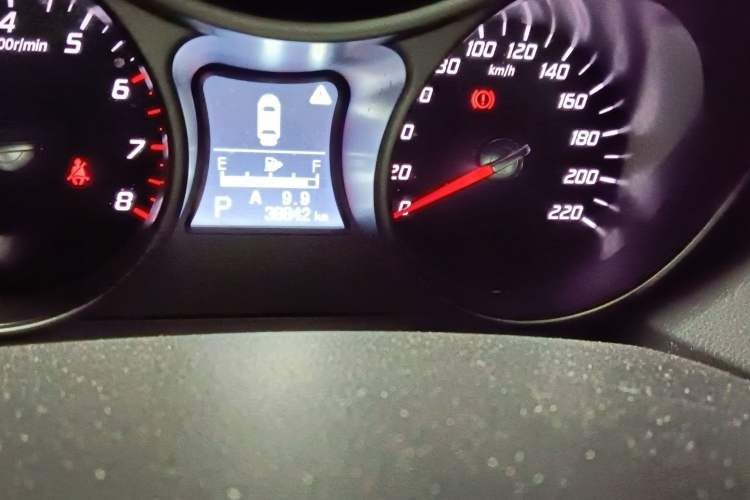 Used Haima S5 2017 Strong-Performance Version 1.5T CVT Luxury Model Odometer Close Up