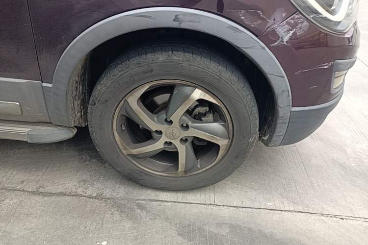 Used Haima S5 2017 Strong-Performance Version 1.5T CVT Prestige Model Right Front Wheel Hub