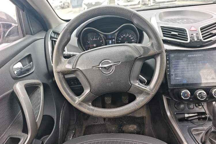 Used Haima S5 2017 High-Power Version 1.5T Manual Comfort Edition Steering Wheel