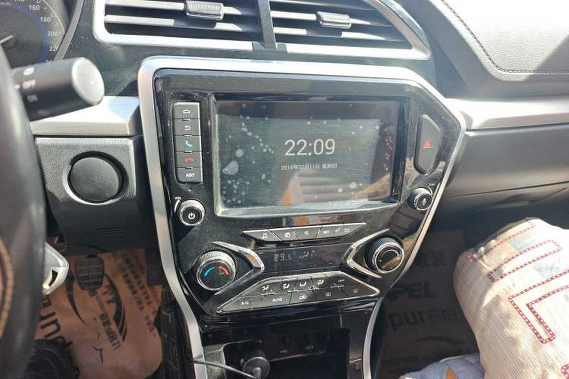 Used Haima S5 2017 High-Power Version 1.6L Manual Classic Type Audio And AC Panel