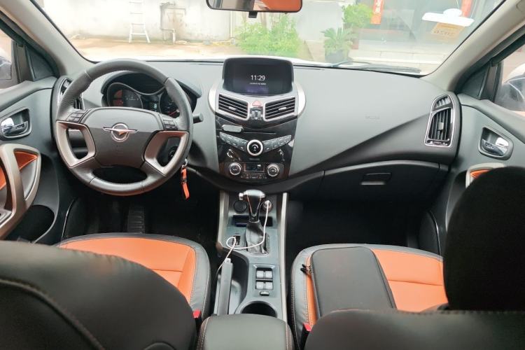 Used Haima S5 2017 Strong-Performance Version 1.5T CVT Prestige Model Center Console