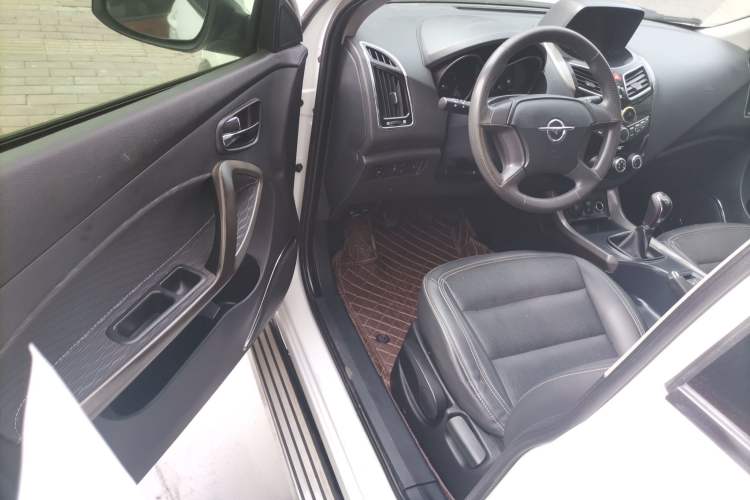 Used Haima S5 2017 High-Power Version 1.5T Manual Comfort Edition Driver Seat