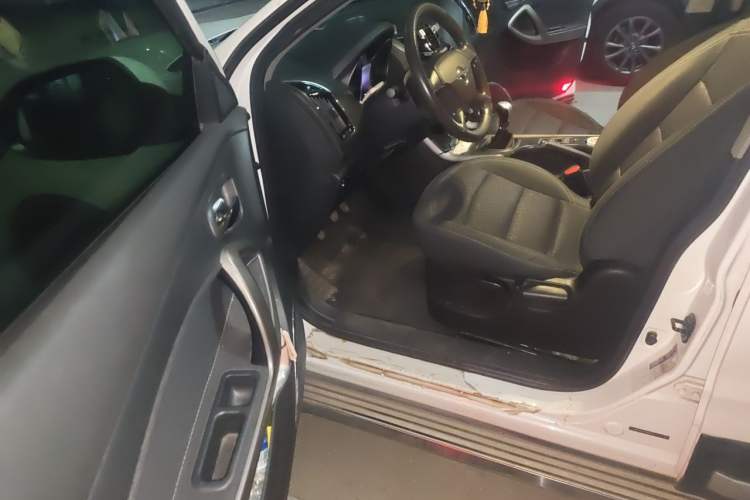 Used Haima S5 2017 High-Power Version 1.6L Manual Classic Type Driver Seat