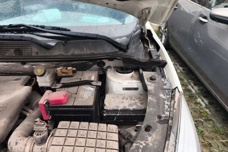 Used Haima S5 2017 High-Power Version 1.5T Manual Comfort Edition Engine Bay Left