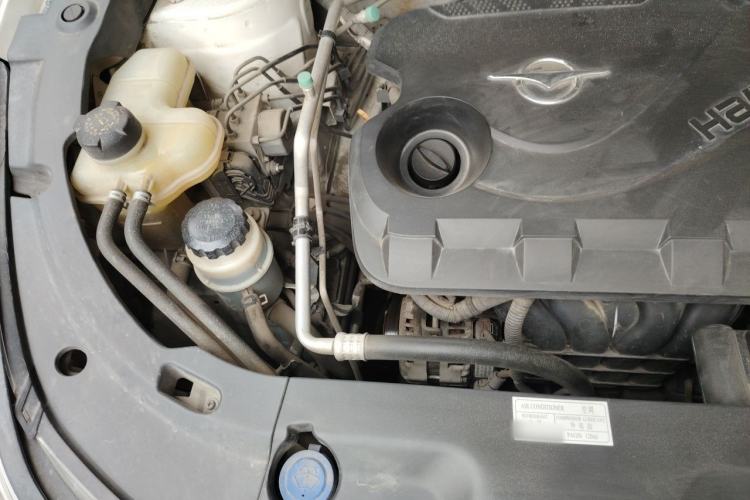 Used Haima S5 2017 High-Power Version 1.6L Manual Classic Type Engine Bay Right