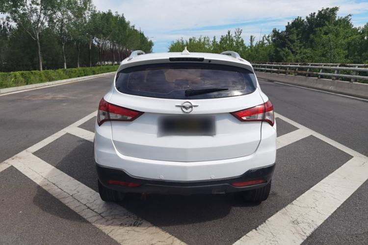 Used Haima S5 2017 Strong-Performance Version 1.6L Manual Luxury Model Exterior 5