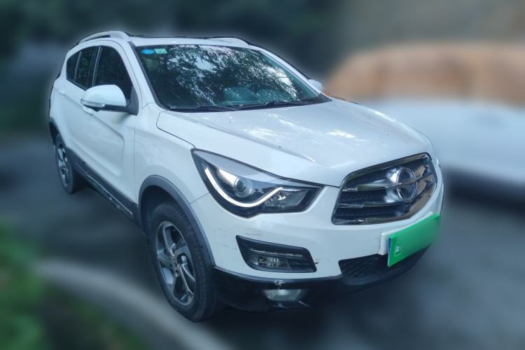 Used Haima S5 2017 Strong-Performance Version 1.5T CVT Prestige Model Front Right 45 Deg