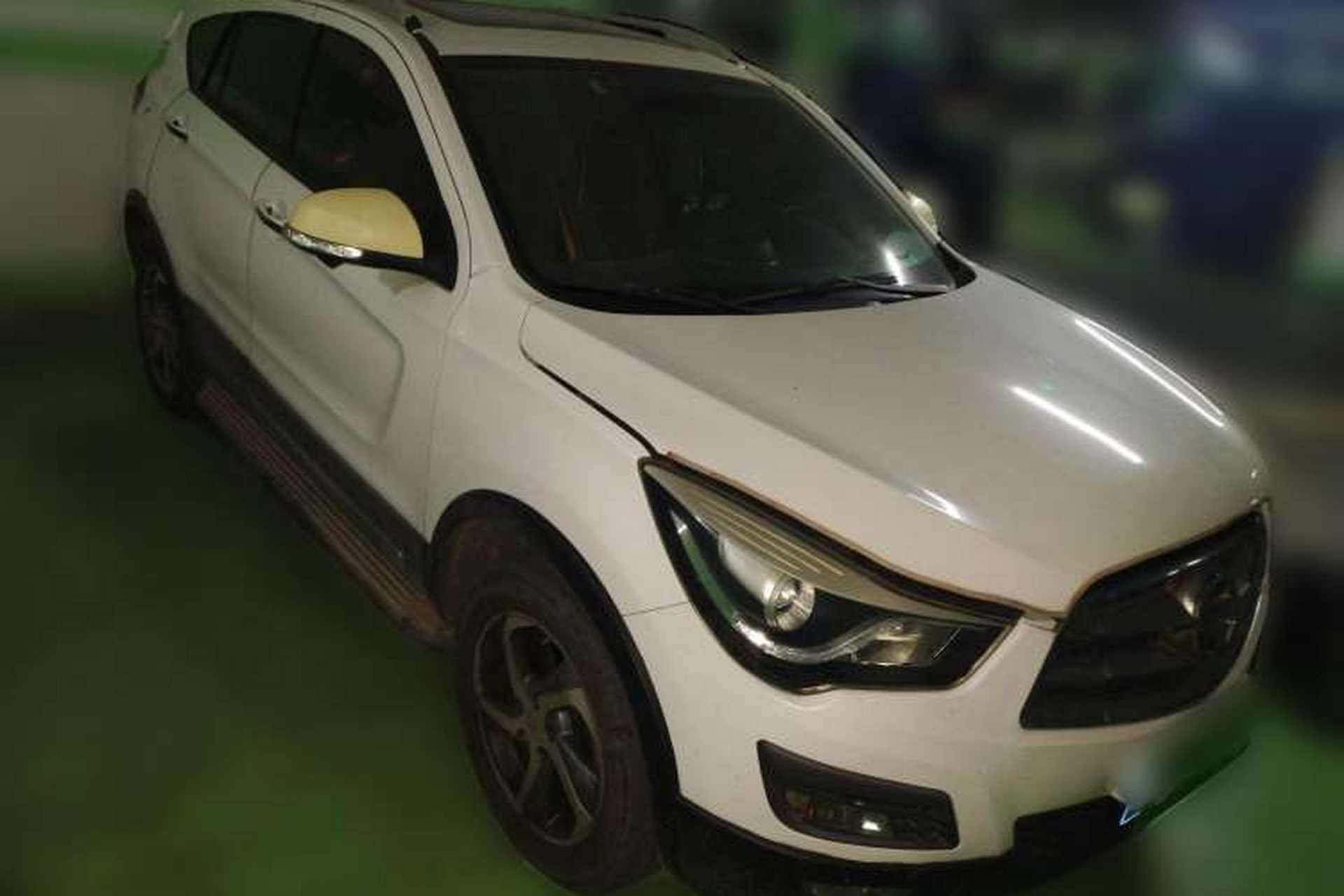 Used Haima S5 2017 High-Power Version 1.5T CVT Flagship Edition Front Right 45 Deg