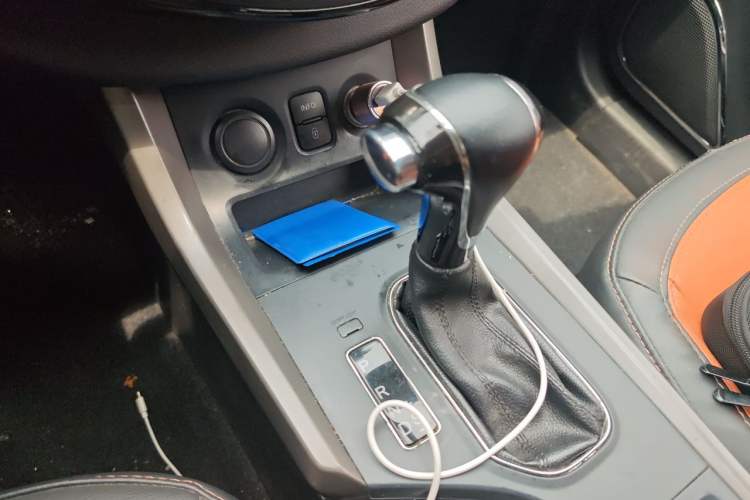 Used Haima S5 2017 Strong-Performance Version 1.5T CVT Prestige Model Gear Lever