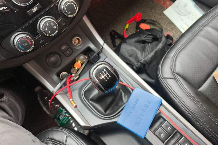 Used Haima S5 2017 High-Power Version 1.5T Manual Comfort Edition Gear Lever