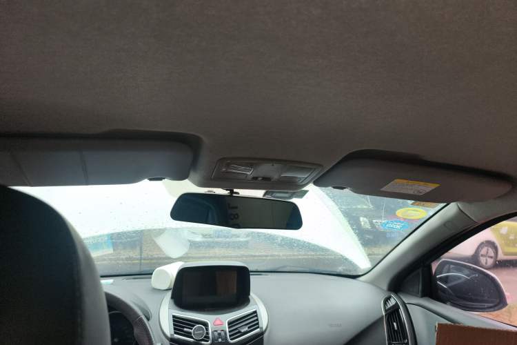 Used Haima S5 2017 High-Power Version 1.5T Manual Comfort Edition Headliner
