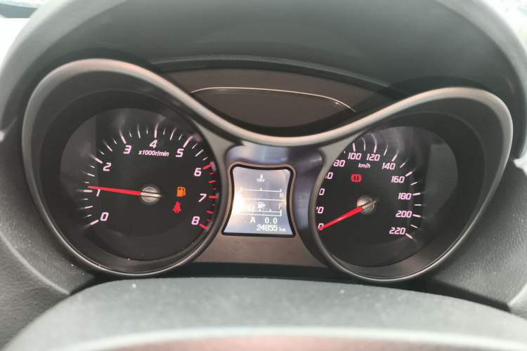Used Haima S5 2017 High-Power Version 1.5T Manual Comfort Edition Instrument Cluster