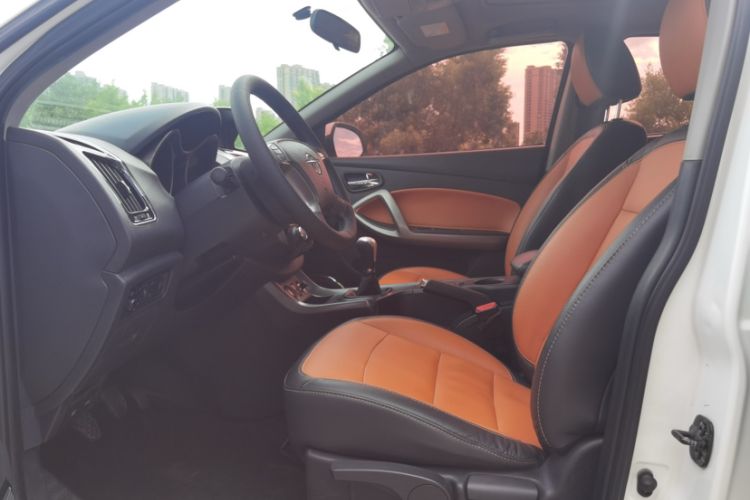 Used Haima S5 2017 Strong-Performance Version 1.6L Manual Luxury Model Interior 2