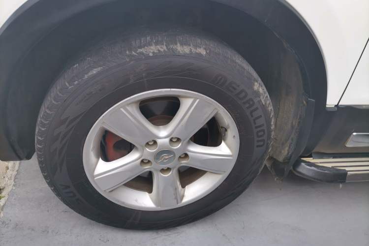 Used Haima S5 2017 High-Power Version 1.5T Manual Comfort Edition Left Front Wheel Hub