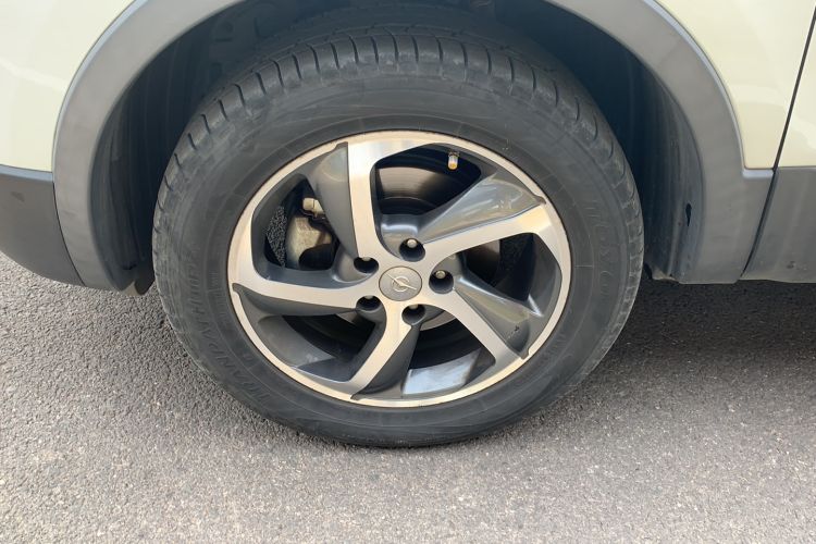 Used Haima S5 2017 Strong-Performance Version 1.5T CVT Luxury Model Left Front Wheel Hub