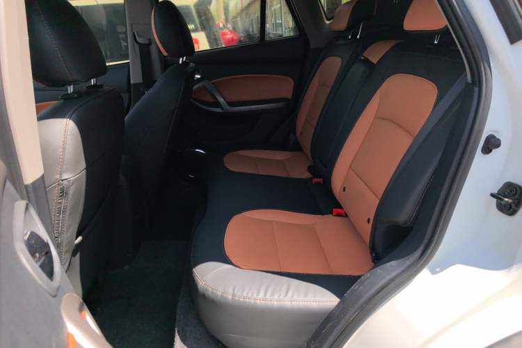 Used Haima S5 2017 Strong-Performance Version 1.6L Manual Luxury Model Left Rear Seat