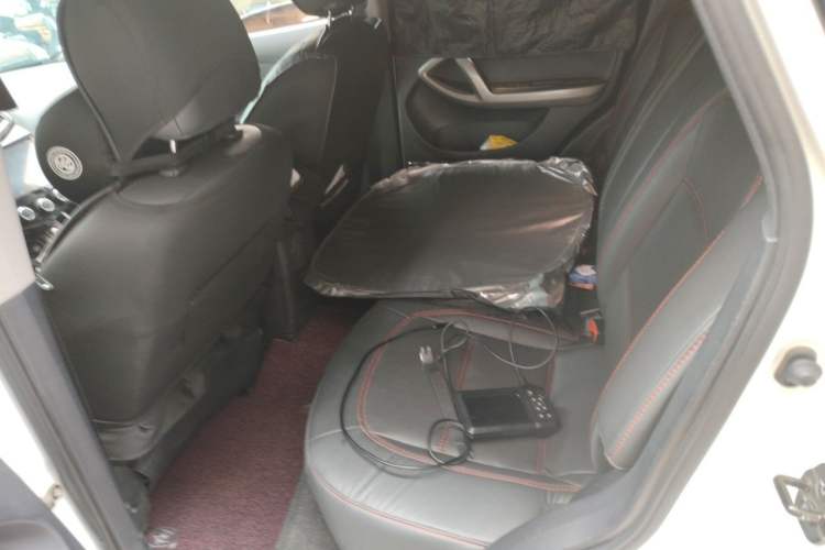 Used Haima S5 2017 High-Power Version 1.6L Manual Classic Type Left Rear Seat