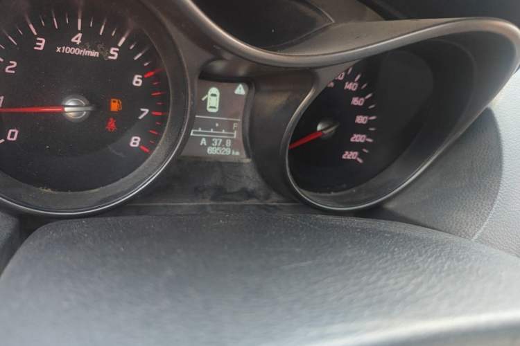 Used Haima S5 2017 Strong-Performance Version 1.6L Manual Luxury Model Odometer Close Up