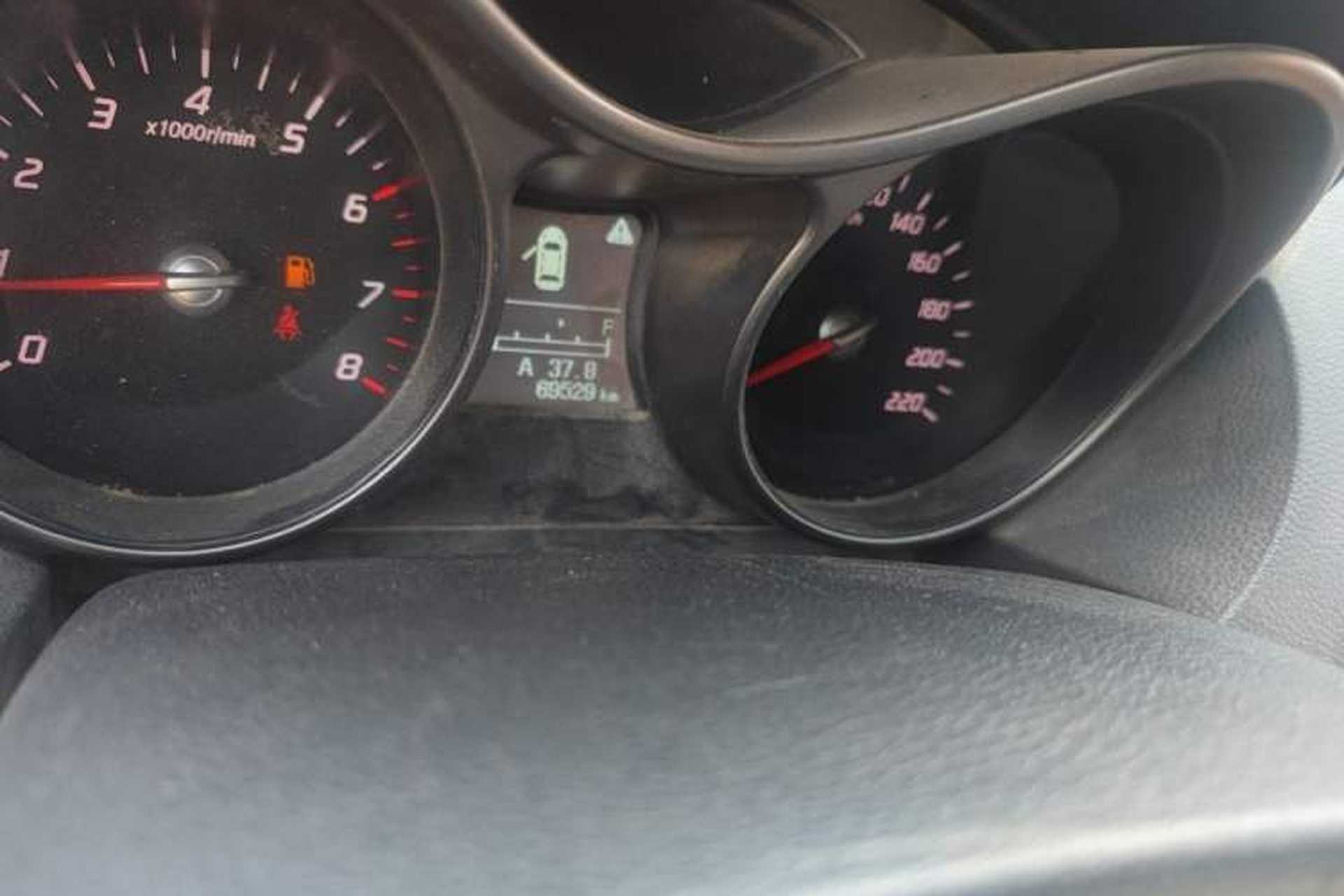 Used Haima S5 2017 Strong-Performance Version 1.6L Manual Luxury Model Odometer Close Up