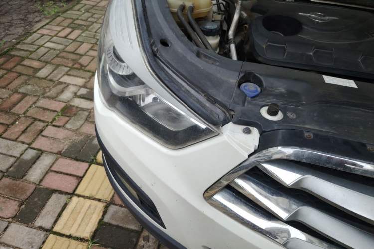 Used Haima S5 2017 High-Power Version 1.6L Manual Classic Type Right Front Headlight