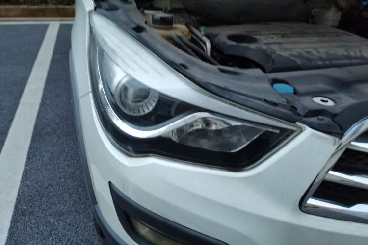 Used Haima S5 2017 High-Power Version 1.5T CVT Flagship Edition Right Front Headlight