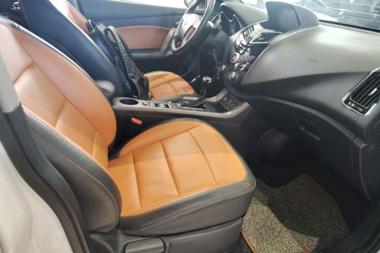 Used Haima S5 2017 Strong-Performance Version 1.5T CVT Prestige Model Right Front Seat