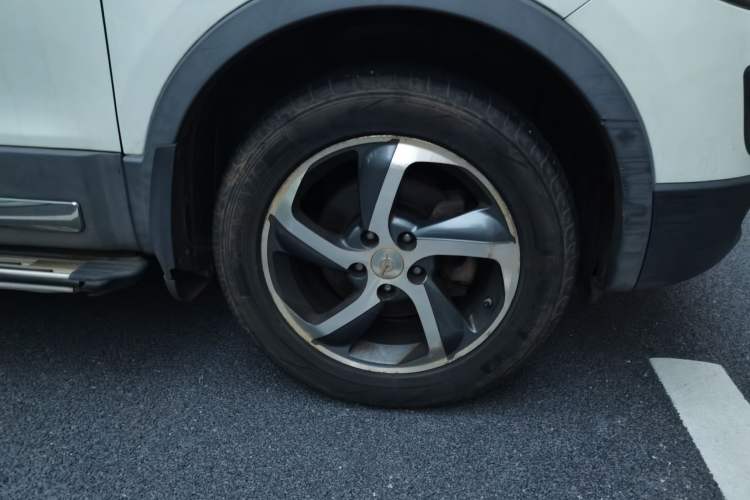 Used Haima S5 2017 High-Power Version 1.5T CVT Flagship Edition Right Front Wheel Hub