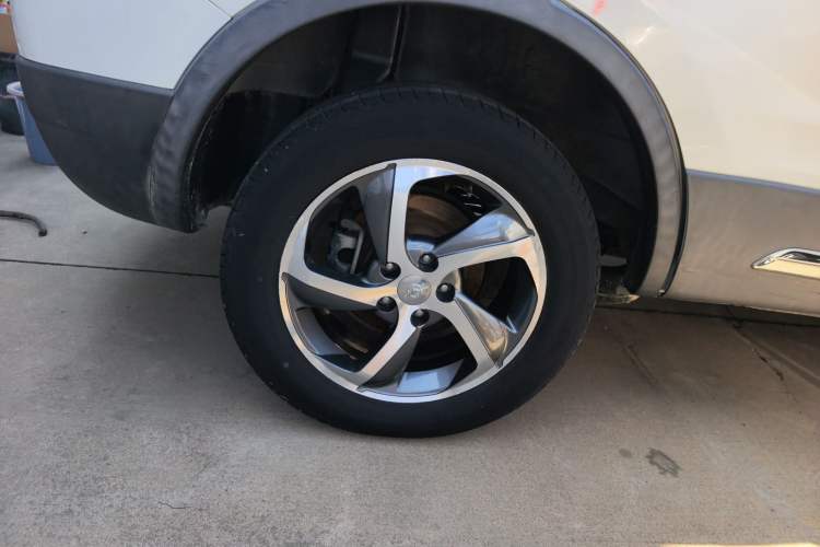 Used Haima S5 2017 Strong-Performance Version 1.6L Manual Luxury Model Right Rear Wheel Hub