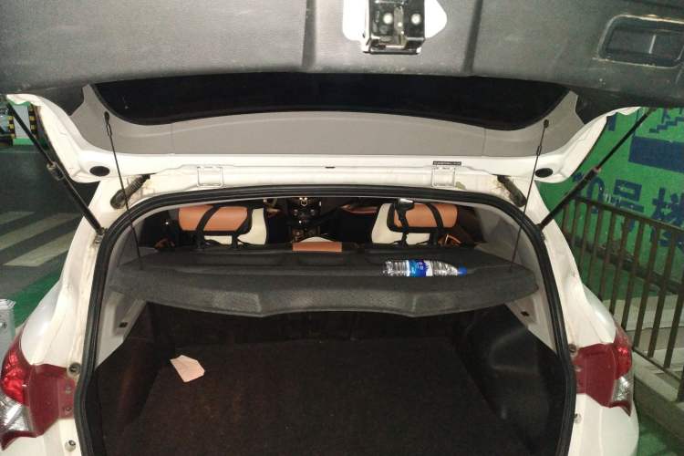 Used Haima S5 2017 High-Power Version 1.5T CVT Flagship Edition Trunk