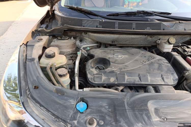 Used Haima S5 2017 High-Power Version 1.6L Manual Classic Type Engine Bay Right