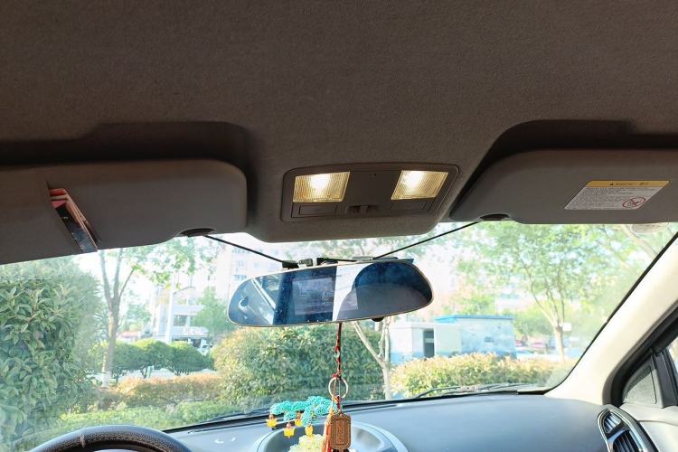Used Haima S5 2017 High-Power Version 1.6L Manual Classic Type Headliner