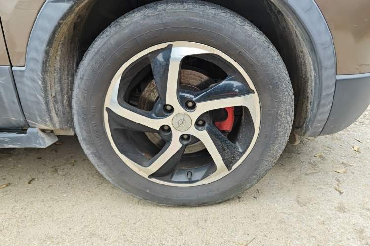 Used Haima S5 2018 1.5T CVT Luxury Model Right Front Wheel Hub