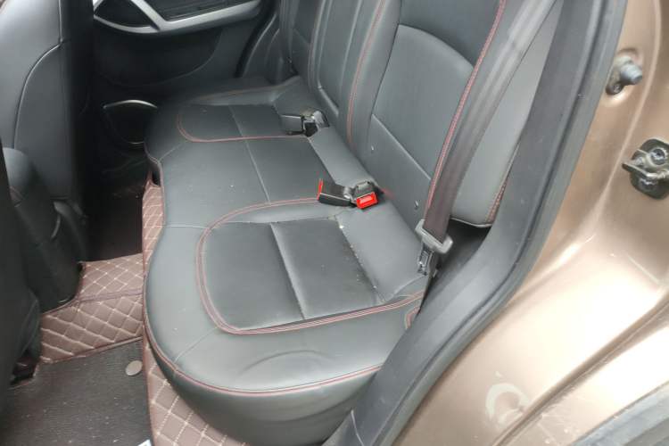 Used Haima S5 2018 1.5T CVT Flagship Model Left Rear Seat