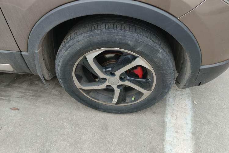Used Haima S5 2018 1.5T CVT Flagship Model Right Front Wheel Hub