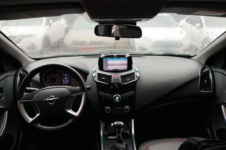 Used Haima S5 2018 1.5T CVT Luxury Model Center Console