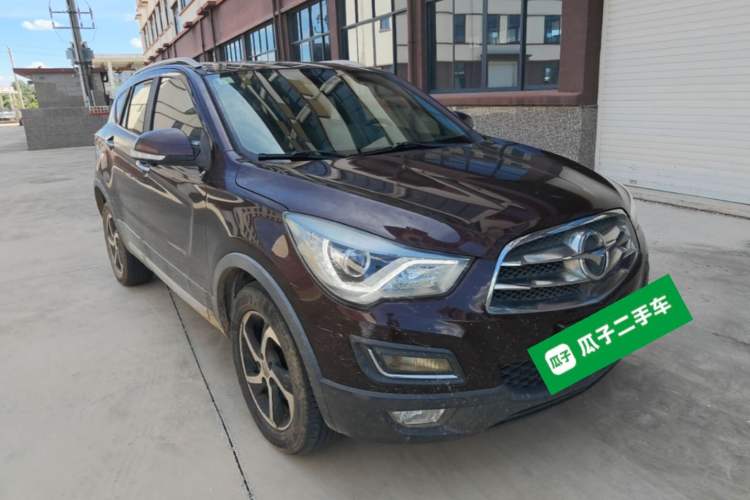 Used Haima S5 2018 1.5T CVT Luxury Model Front Right 45 Deg