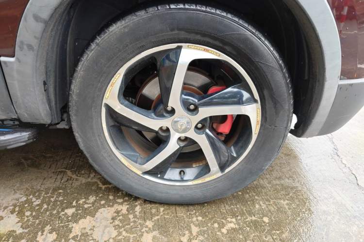Used Haima S5 2018 1.5T CVT Luxury Model Right Front Wheel Hub