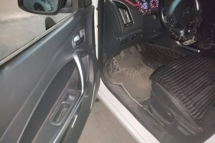 Used Haima S5 2018 1.5T Manual Luxury Model Driver Seat