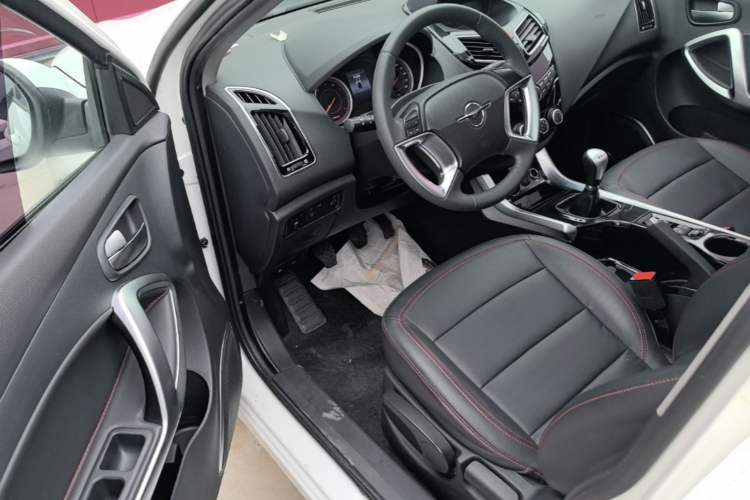 Used Haima S5 2018 1.6L Manual Luxury Model Driver Seat