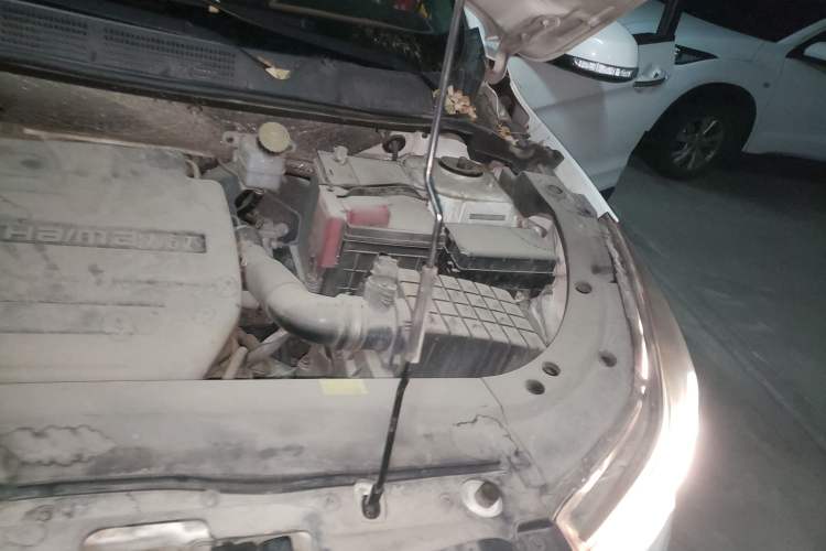 Used Haima S5 2018 1.5T Manual Luxury Model Engine Bay Left