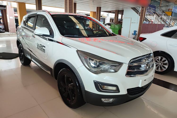 Used Haima S5 2018 1.5T Manual Luxury Model Front Right 45 Deg