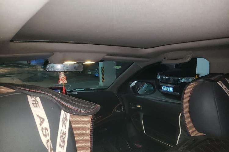 Used Haima S5 2018 1.5T Manual Luxury Model Headliner