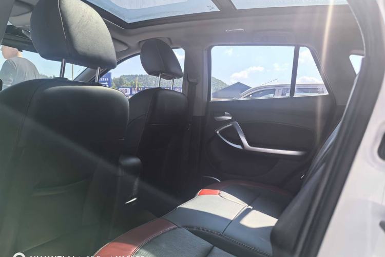 Used Haima S5 2018 1.6L Manual Luxury Model Interior 3