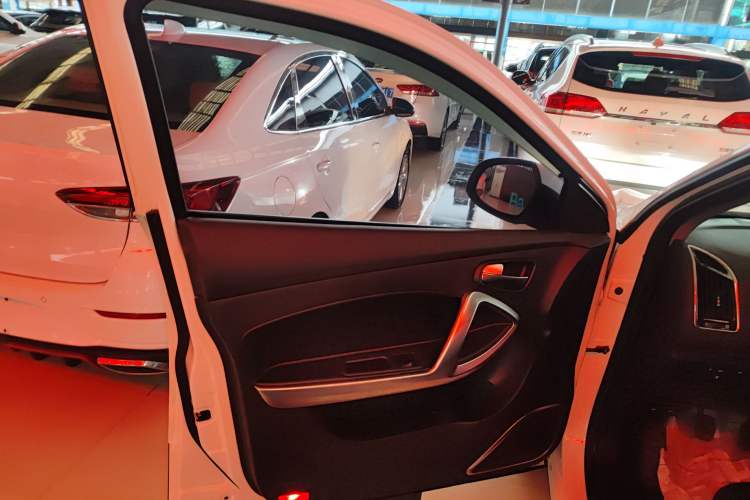 Used Haima S5 2018 1.5T Manual Luxury Model Left Front Door Interior