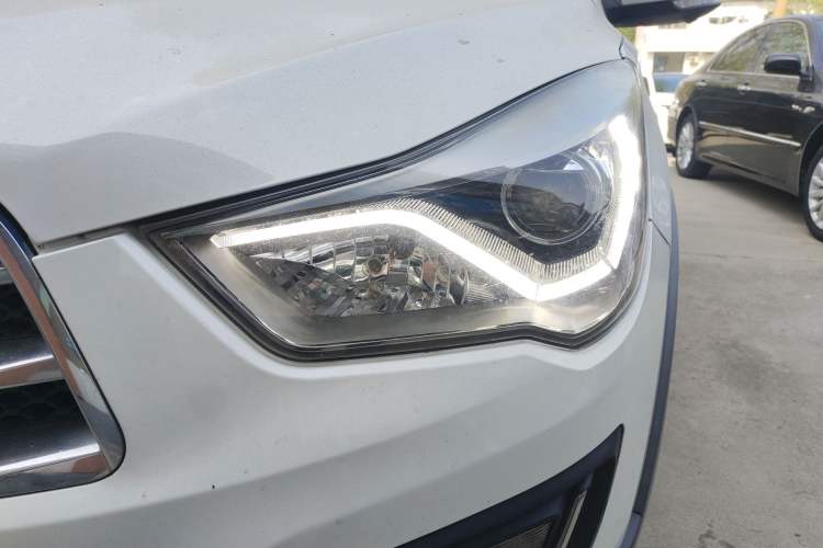 Used Haima S5 2018 1.5T CVT Luxury Model Left Front Headlight