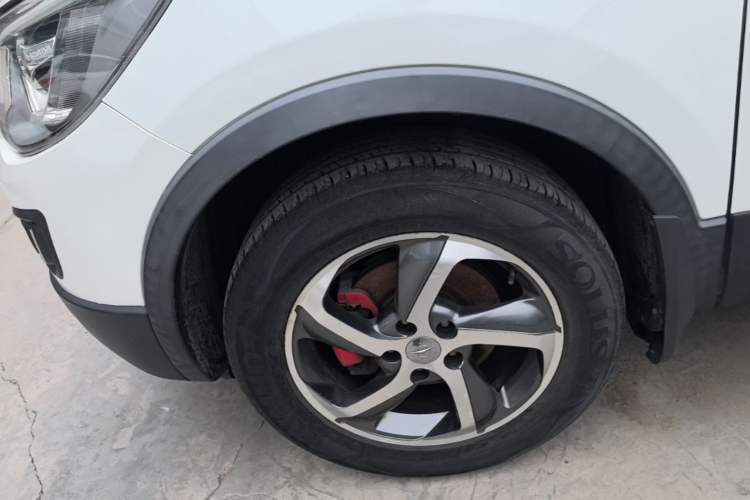 Used Haima S5 2018 1.6L Manual Luxury Model Left Front Wheel Hub
