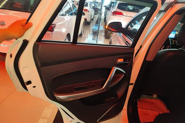 Used Haima S5 2018 1.5T Manual Luxury Model Left Rear Door Interior